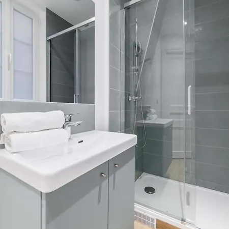 Jolie 2 Pieces Proche Metro - 19 - 4p Apartment Paris